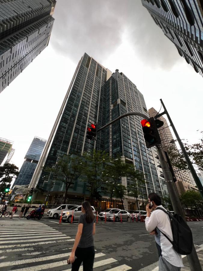 1 Bedroom Uptown Bgc Across Uptown Mall Manila Luaran gambar