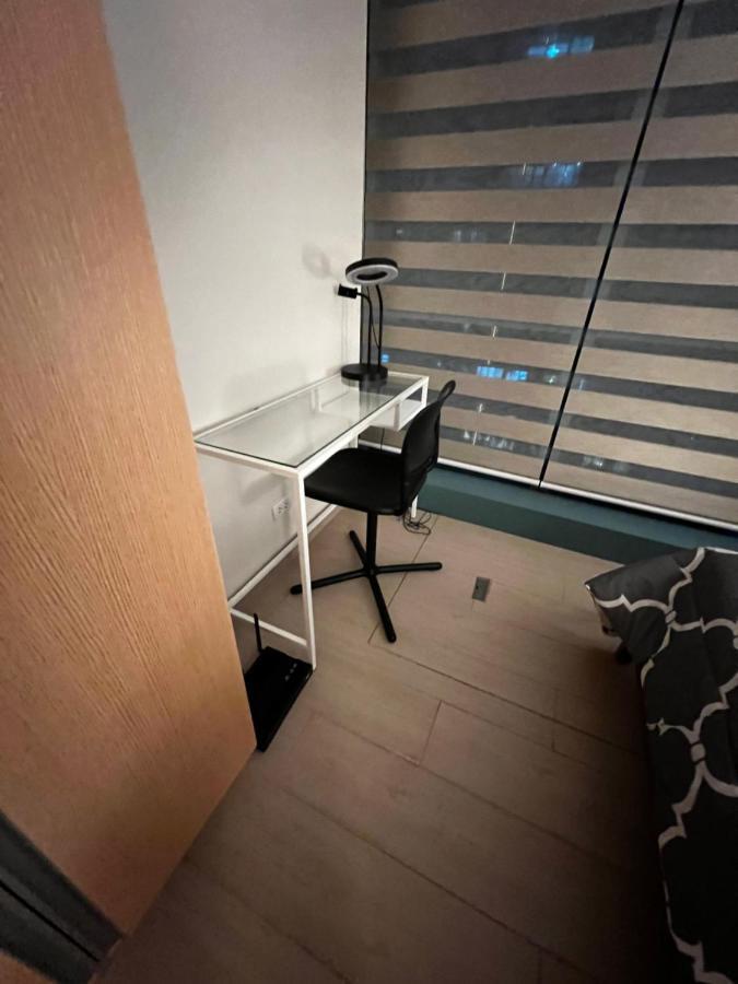 1 Bedroom Uptown Bgc Across Uptown Mall Manila Luaran gambar